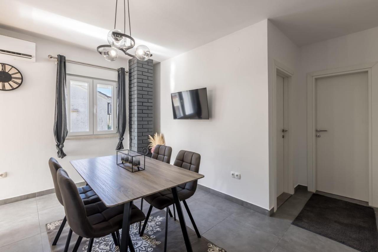 Mala Kate Apartments Kaštela Zewnętrze zdjęcie